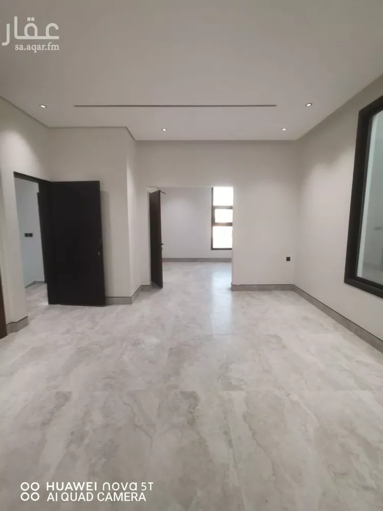 دور للبيع في شارع خريص, حي الندوة, مدينة الرياض, منطقة الرياض 8