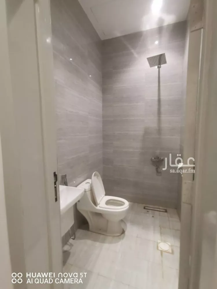 فيلا للبيع في شارع أكمل الدين القطبي, حي المرجان, مدينة الرياض, منطقة الرياض 17