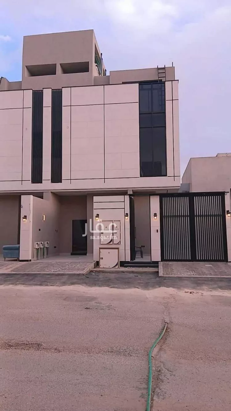 دور للبيع في شارع غياث ابن فارس, حي الرمال, مدينة الرياض, منطقة الرياض