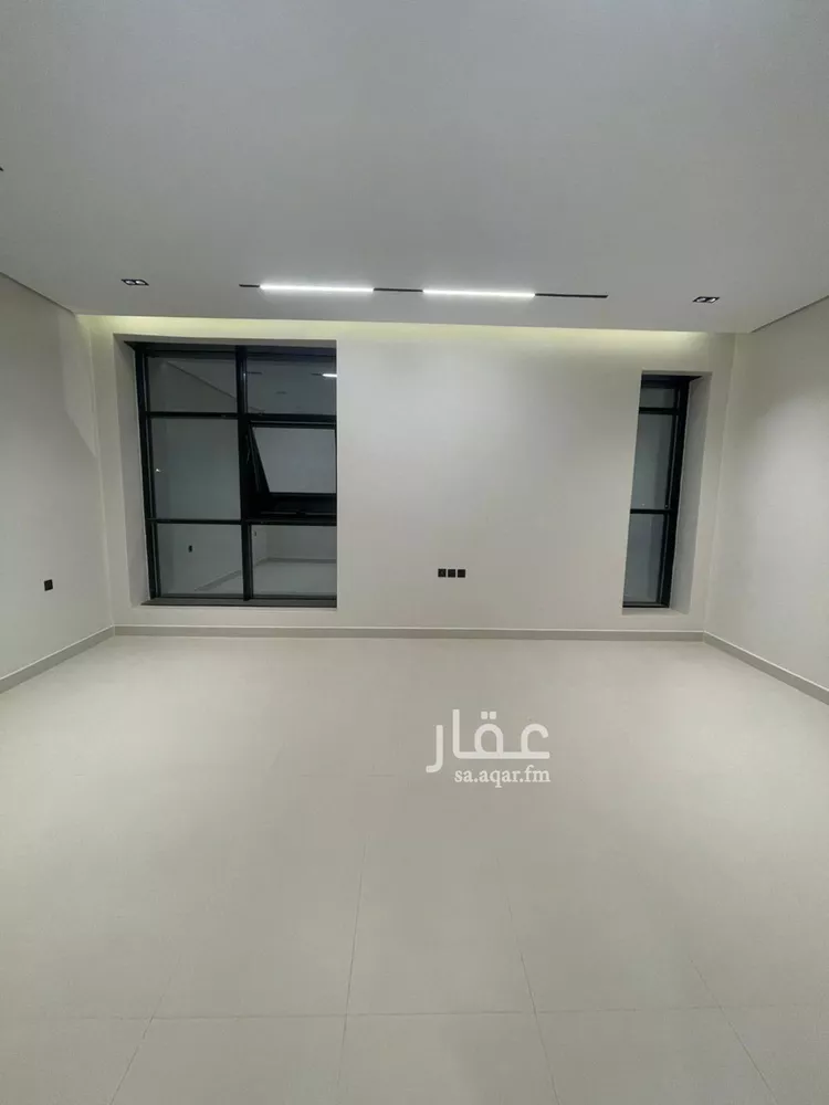 فيلا للبيع في شارع عيسى ابن سلمان خليفه, حي المعيزيلة, مدينة الرياض, منطقة الرياض 11