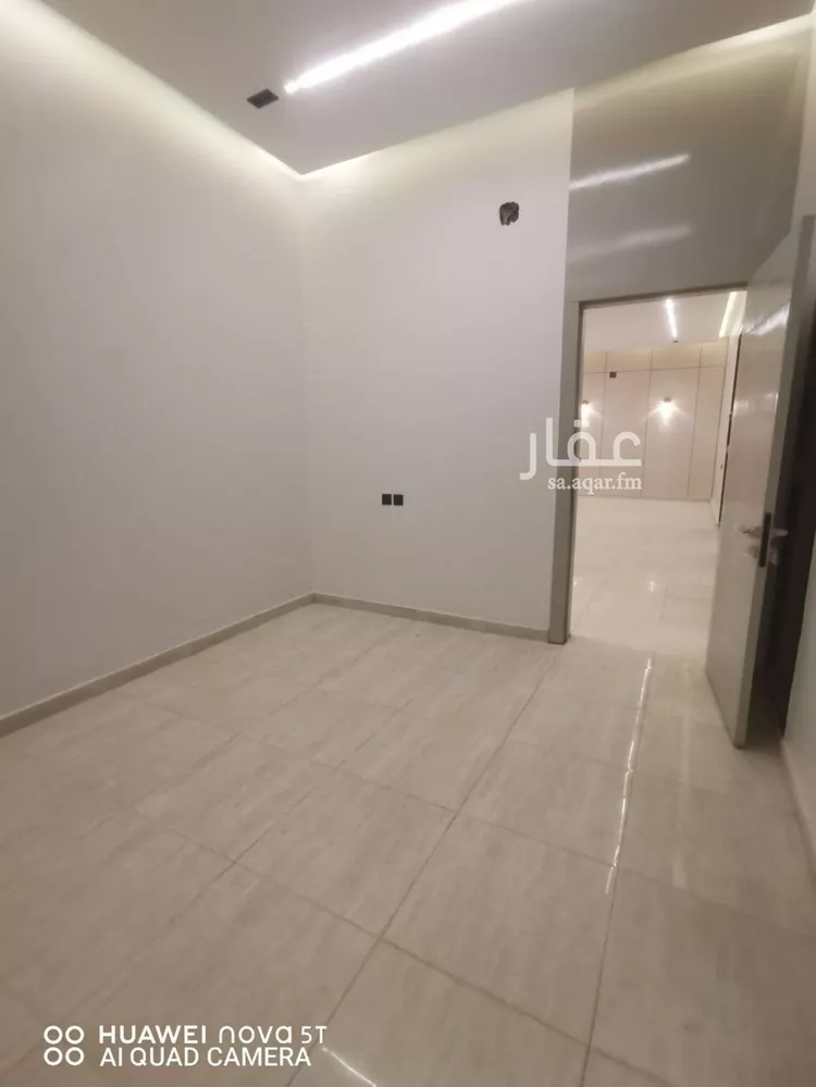 فيلا للبيع في شارع ابن عيسى الجباني, حي المرجان, مدينة الرياض, منطقة الرياض 15