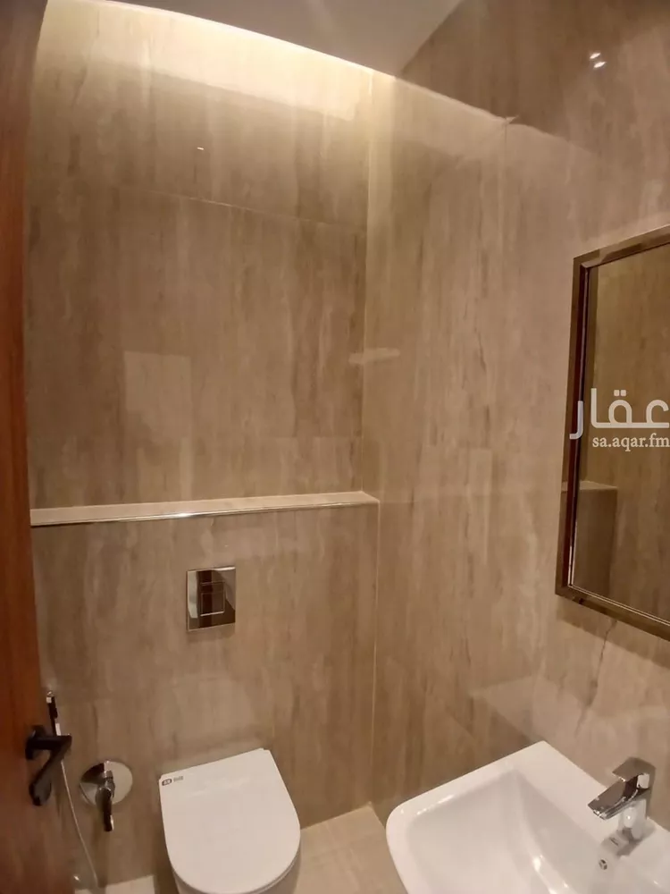 دور للبيع في شارع يوسف بن أبي إسحاق, حي النرجس, مدينة الرياض, منطقة الرياض 13