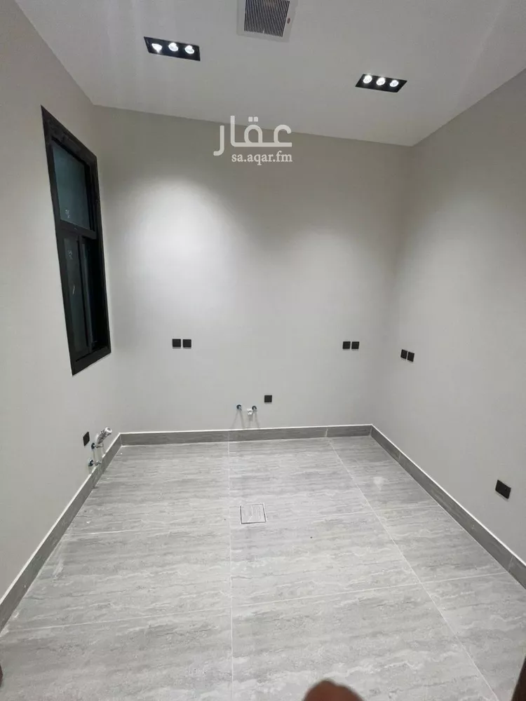 Apartment for Sale in Riyadh Al Yarmouk 11