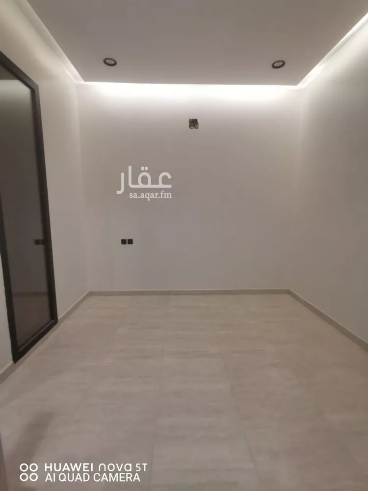 فيلا للبيع في شارع ابن عيسى الجباني, حي المرجان, مدينة الرياض, منطقة الرياض 11