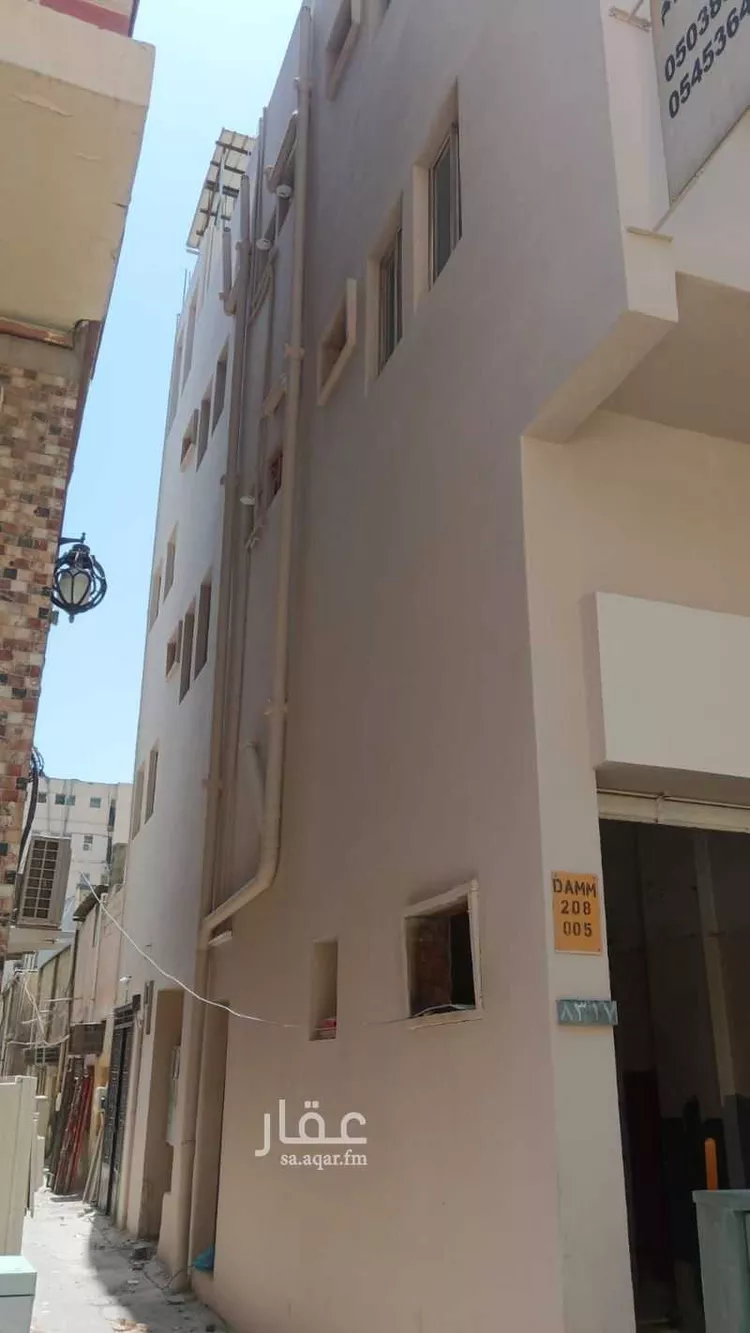 عمارة للإيجار في شارع الخامس عشر, حي السوق, مدينة الدمام, المنطقة الشرقية 1 صورة