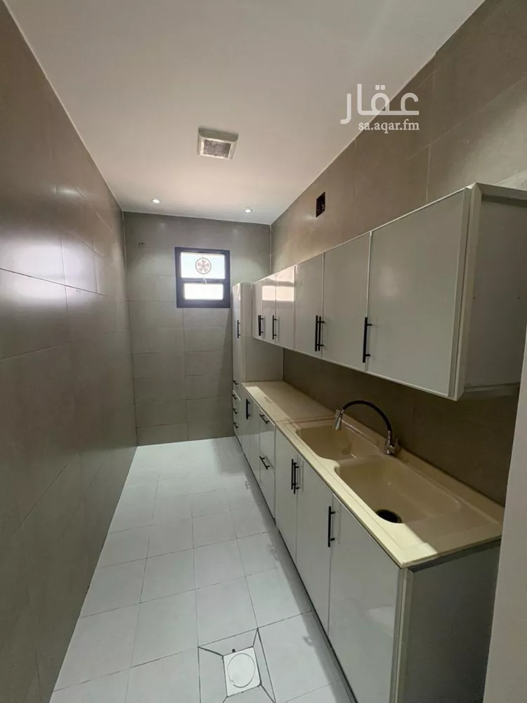 شقة للإيجار في شارع منصور الطبري, حي الرمال, مدينة الرياض, منطقة الرياض