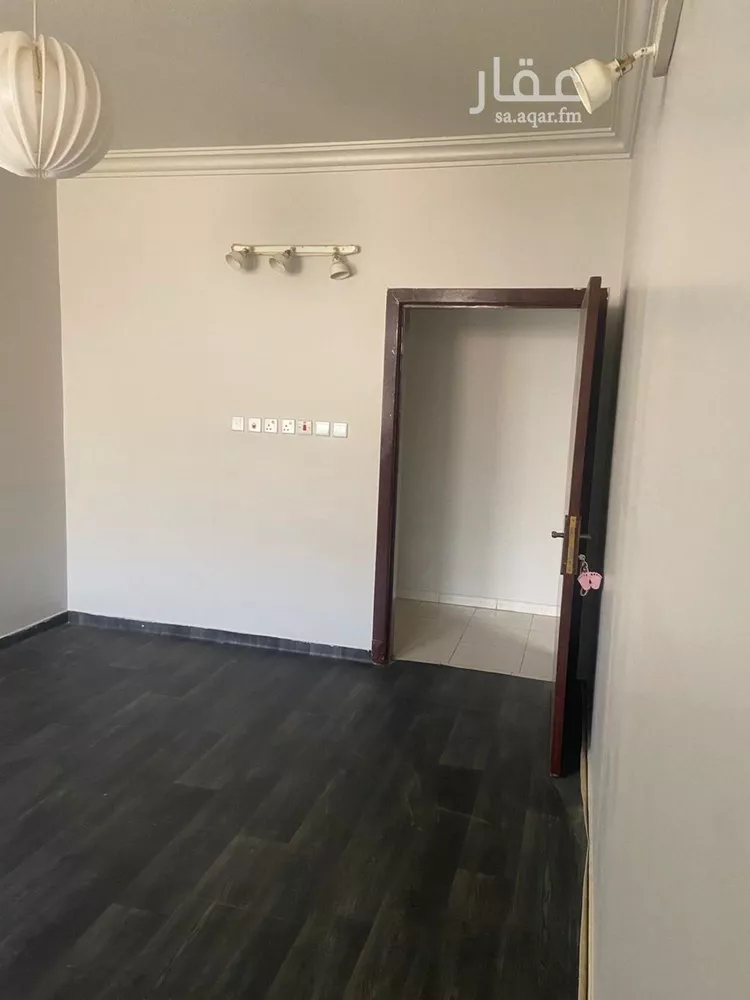 شقة للإيجار في شارع حريث بن عبدالرحمن, حي الرمال, مدينة الرياض, منطقة الرياض صورة 2