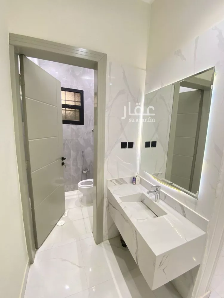 فيلا للإيجار في شارع أصفان, حي العريجاء الأوسط, مدينة الرياض, منطقة الرياض صورة 2