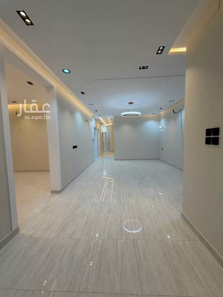شقة للبيع في شارع احمد بن ادريس, حي الوفاء, مدينة خميس مشيط, منطقة عسير 11