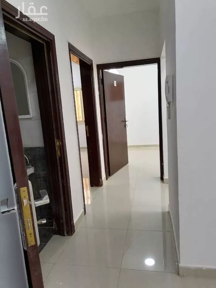 عمارة للإيجار في شارع رقم 31, حي ظهرة لبن, مدينة الرياض, منطقة الرياض صورة 2