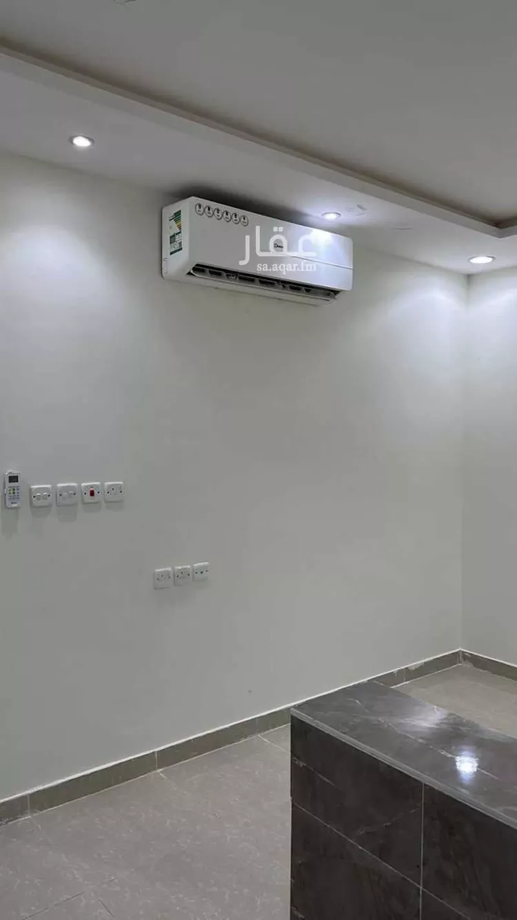 عمارة للبيع في شارع جبل الدخان, حي ظهرة لبن, مدينة الرياض, منطقة الرياض صورة 3