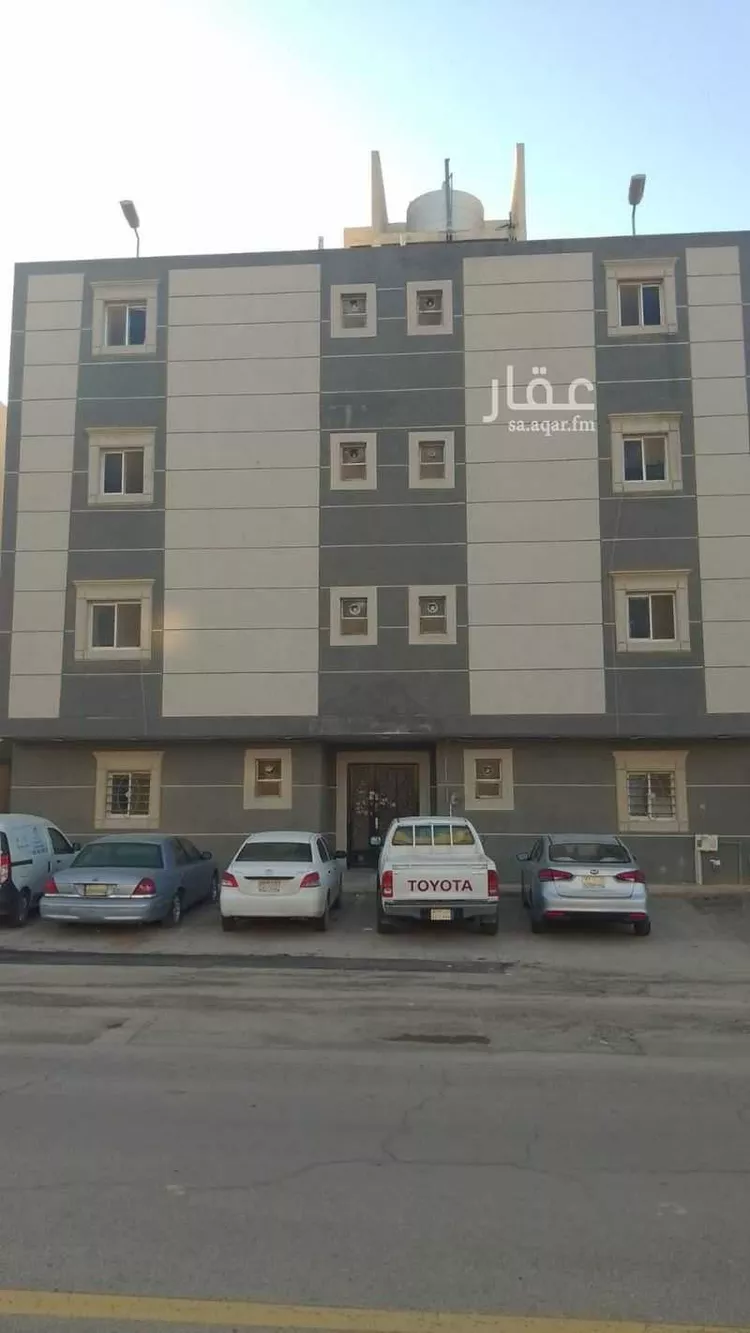 عمارة للبيع في شارع جبل الدخان, حي ظهرة لبن, مدينة الرياض, منطقة الرياض صورة 4