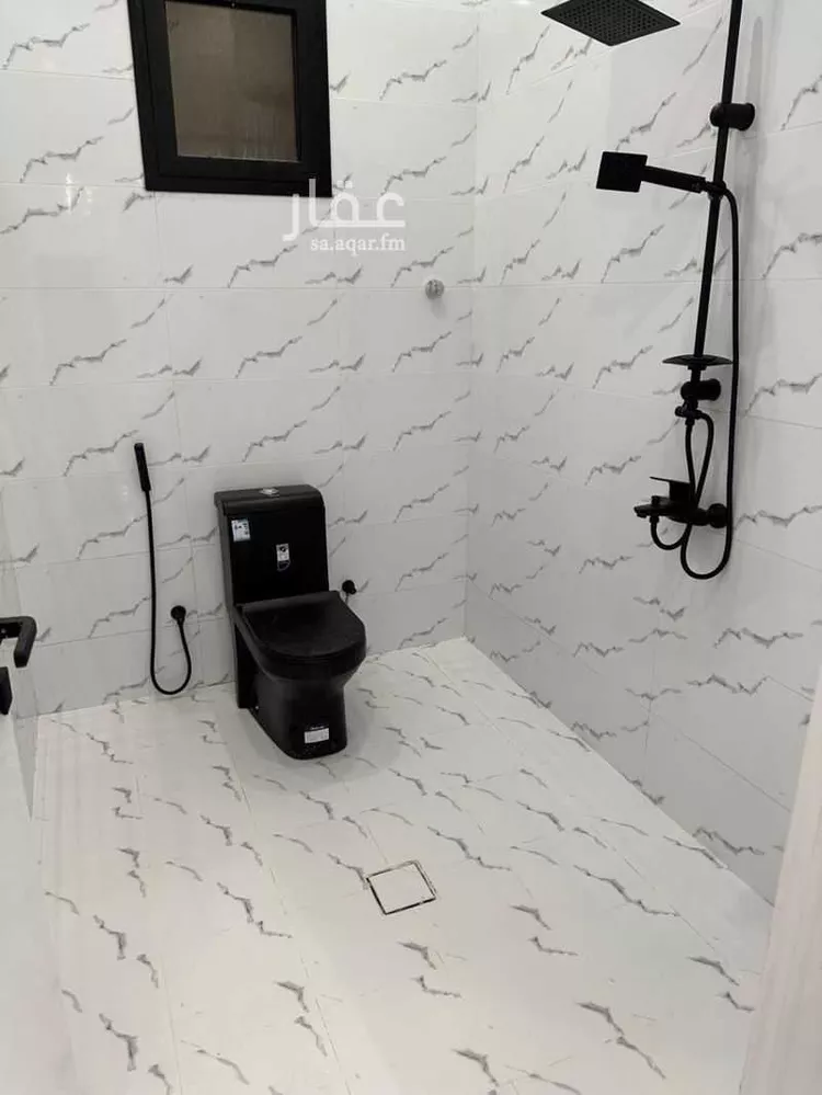 فيلا للبيع في شارع ابي الروح الشافعي, حي ضاحية الإسكان, مدينة الطائف, منطقة مكة المكرمة صورة 2