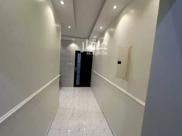 عمارة للبيع في شارع عام, حي الصفاء, مدينة أبها, منطقة عسير صورة 3