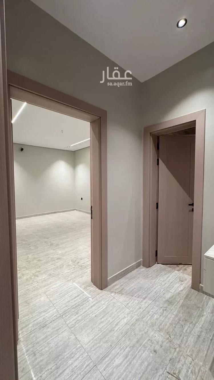 شقة للبيع في شارع ضرار بن الازور, حي الصواري, مدينة الخبر, المنطقة الشرقية صورة 3