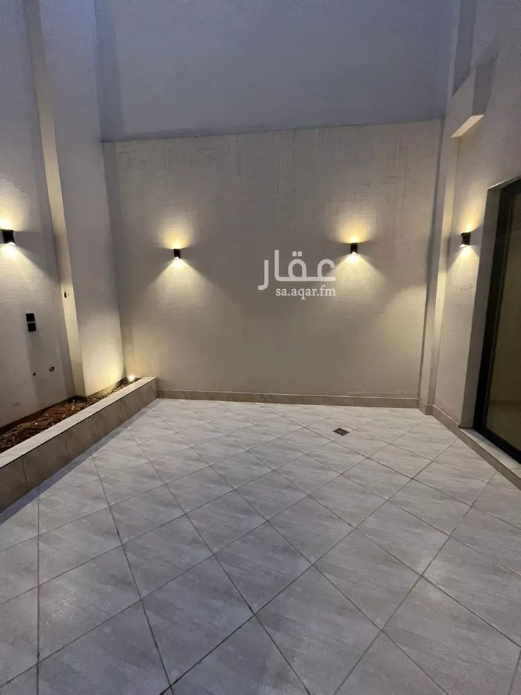 فيلا للبيع في شارع إبراهيم بن علي بن علوي, حي المهدية, مدينة الرياض, منطقة الرياض صورة 3