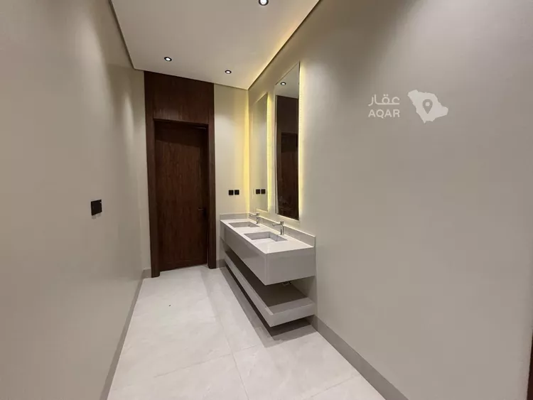 Villa for Sale in Riyadh Al Mahdiyah 18