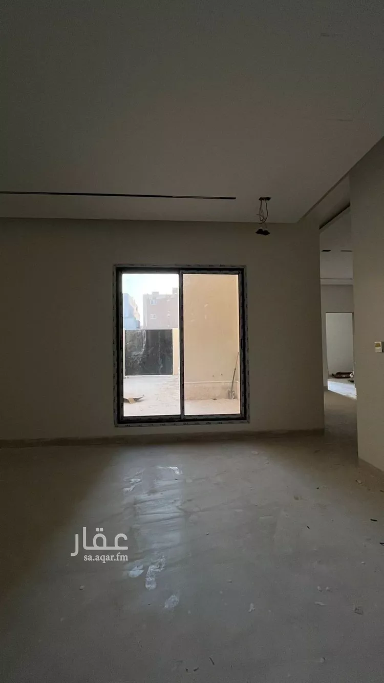 فيلا للبيع في شارع احمد الكازرونى, حي المهدية, مدينة الرياض, منطقة الرياض صورة 2