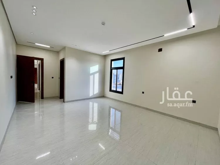 شقة للبيع في شارع ابي الشيخ الاصبهاني, حي المهدية, مدينة الرياض, منطقة الرياض 8