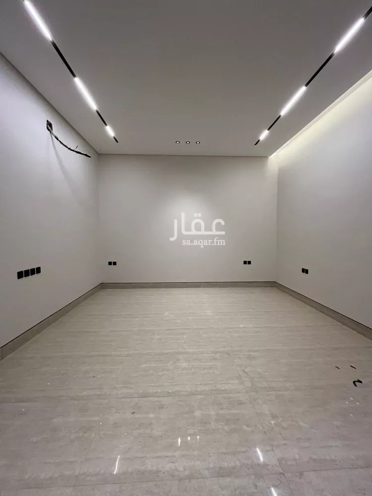 Villa for Sale in Riyadh Al Mahdiyah 16