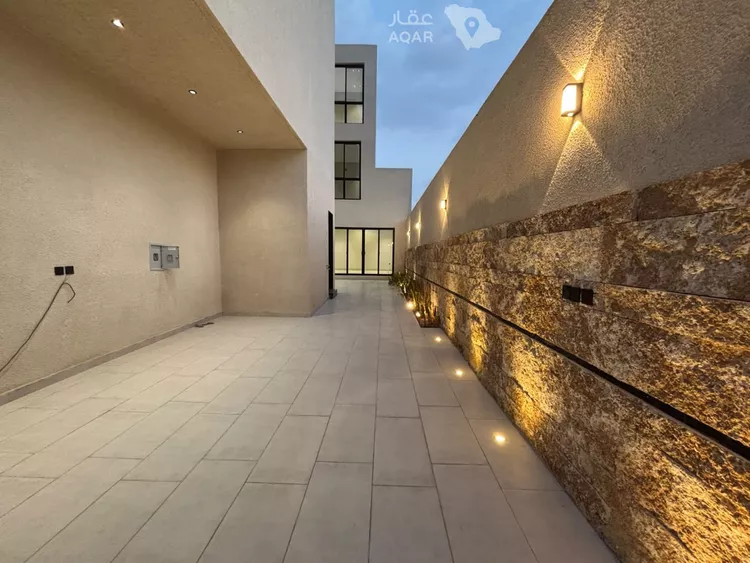 Villa for Sale in Riyadh Al Mahdiyah 14