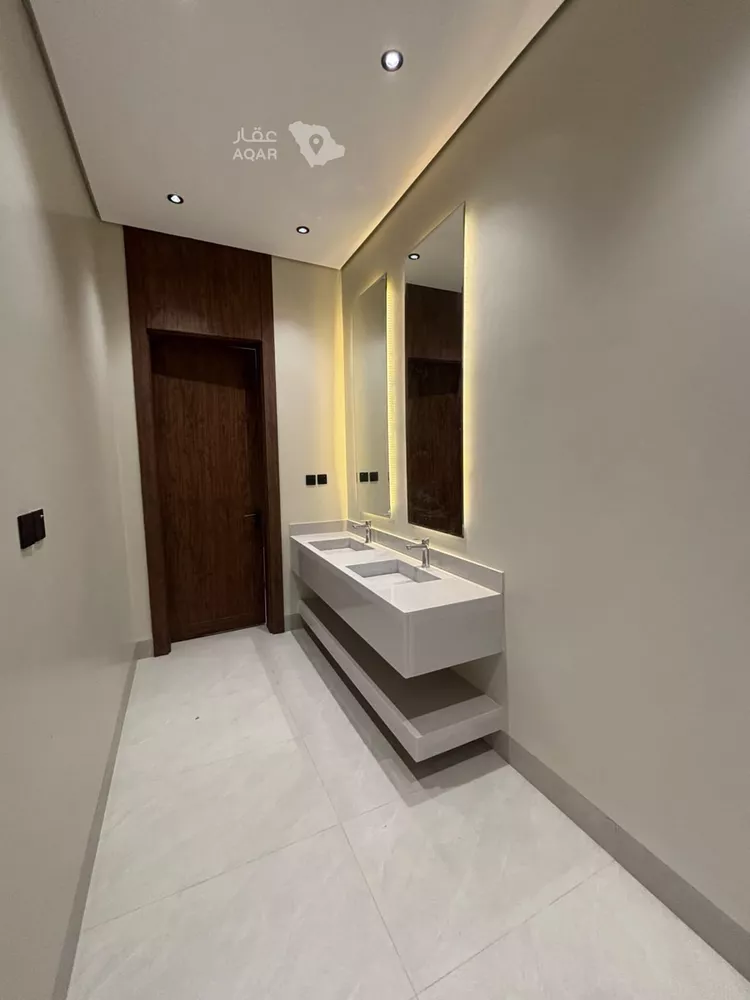 Villa for Sale in Riyadh Al Mahdiyah 13