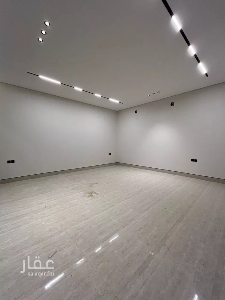 Villa for Sale in Riyadh Al Mahdiyah 18