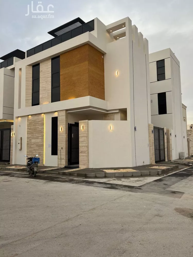فيلا للبيع في شارع أحمد بن الحسن الأنصاري, حي المهدية, مدينة الرياض, منطقة الرياض