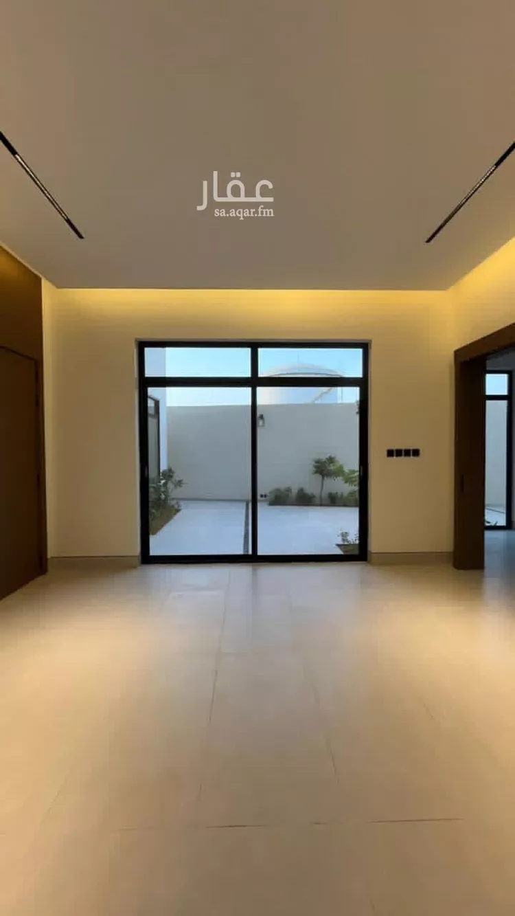فيلا للبيع في شارع سبط العلاء, حي المهدية, مدينة الرياض, منطقة الرياض 24
