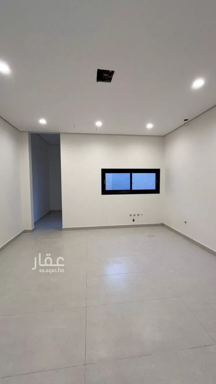 فيلا للبيع في شارع سبط العلاء, حي المهدية, مدينة الرياض, منطقة الرياض 8
