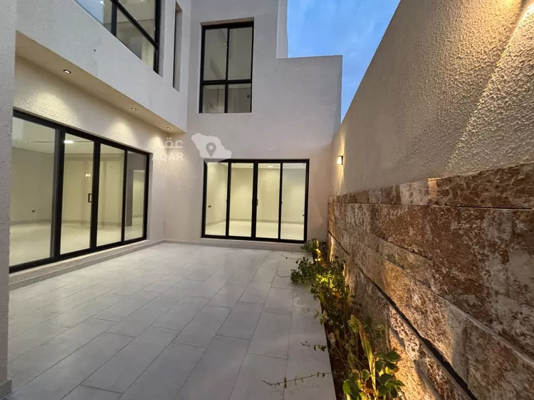 Villa for Sale in Riyadh Al Mahdiyah 12