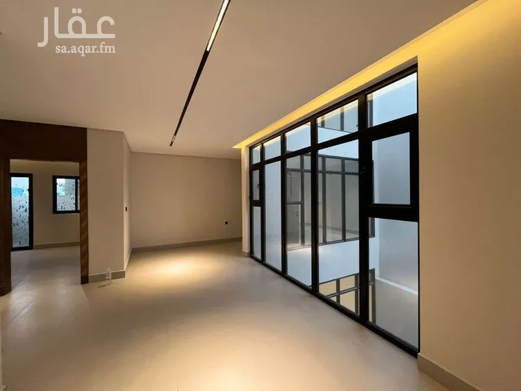 فيلا للبيع في شارع إبراهيم بن علي بن علوي, حي المهدية, مدينة الرياض, منطقة الرياض صورة 5