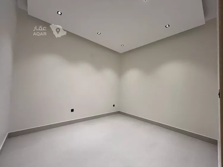 Villa for Sale in Riyadh Al Mahdiyah 10