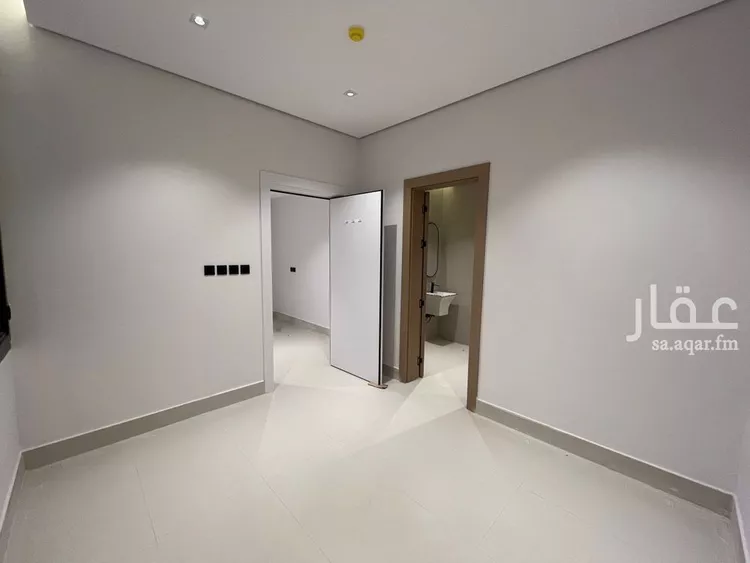 Apartment for Sale in Riyadh Al Mahdiyah 11