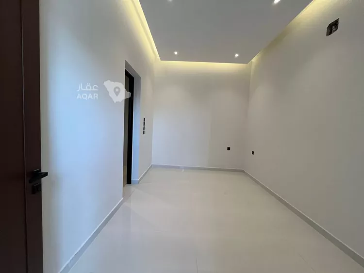 Villa for Sale in Riyadh Al Mahdiyah 15