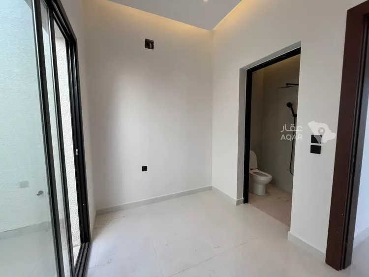 Villa for Sale in Riyadh Al Mahdiyah 14