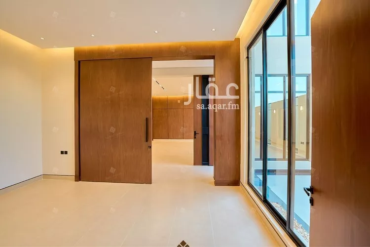 فيلا للبيع في شارع عبدالله النحوي, حي المهدية, مدينة الرياض, منطقة الرياض صورة 5