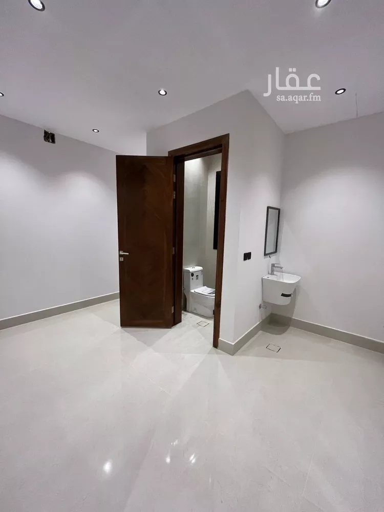 فيلا للبيع في شارع أبي الشيخ الأصبهاني, حي المهدية, مدينة الرياض, منطقة الرياض 20