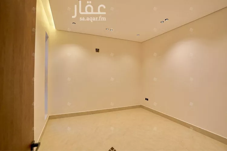فيلا للبيع في شارع ابن صدقة الغرافي, حي المهدية, مدينة الرياض, منطقة الرياض 24