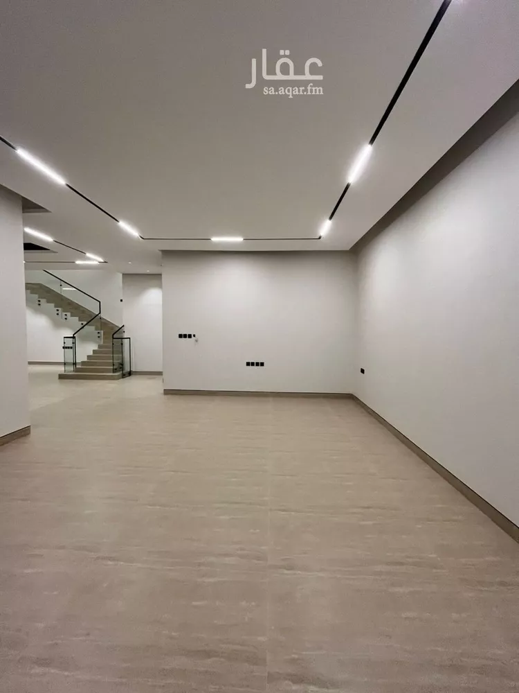 فيلا للبيع في شارع عبدالعزيز بن إسماعيل, حي المهدية, مدينة الرياض, منطقة الرياض صورة 5