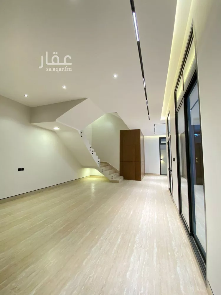 فيلا للبيع في شارع ابن أبي العلاء, حي المهدية, مدينة الرياض, منطقة الرياض صورة 5