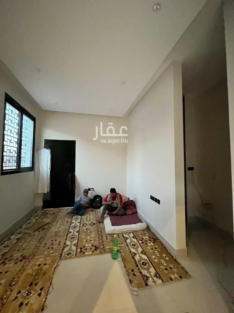 فيلا للبيع في شارع مليح بن طريف, حي المهدية, مدينة الرياض, منطقة الرياض 8