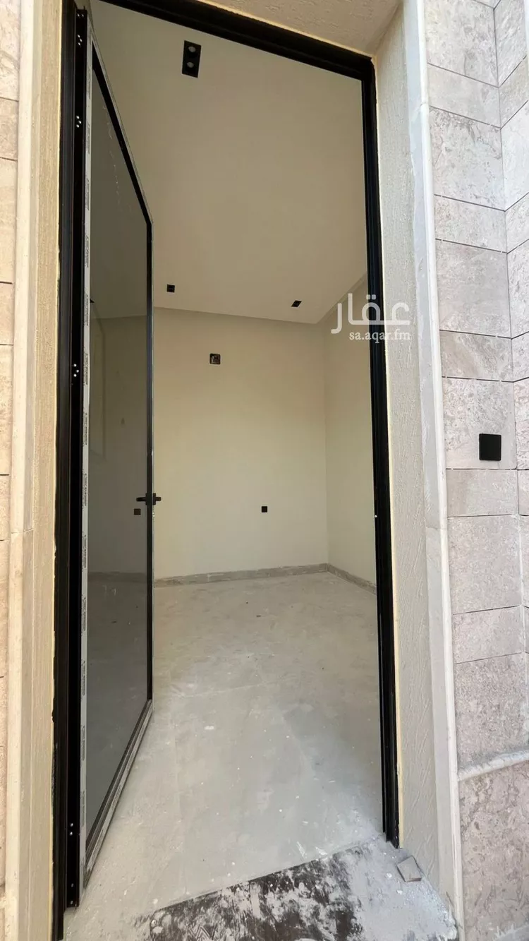 فيلا للبيع في شارع احمد الكازرونى, حي المهدية, مدينة الرياض, منطقة الرياض صورة 4