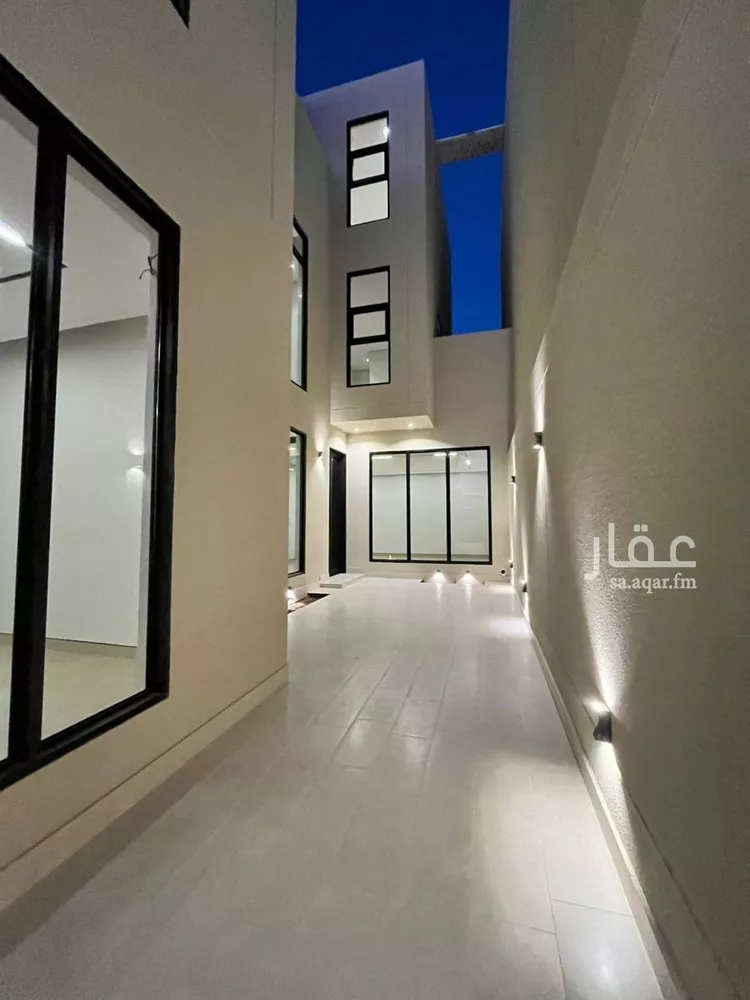 فيلا للبيع في شارع عبدالعزيز بن إسماعيل, حي المهدية, مدينة الرياض, منطقة الرياض 10
