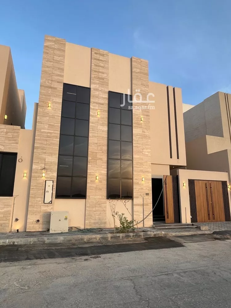 Villa for Sale in Riyadh Al Mahdiyah
