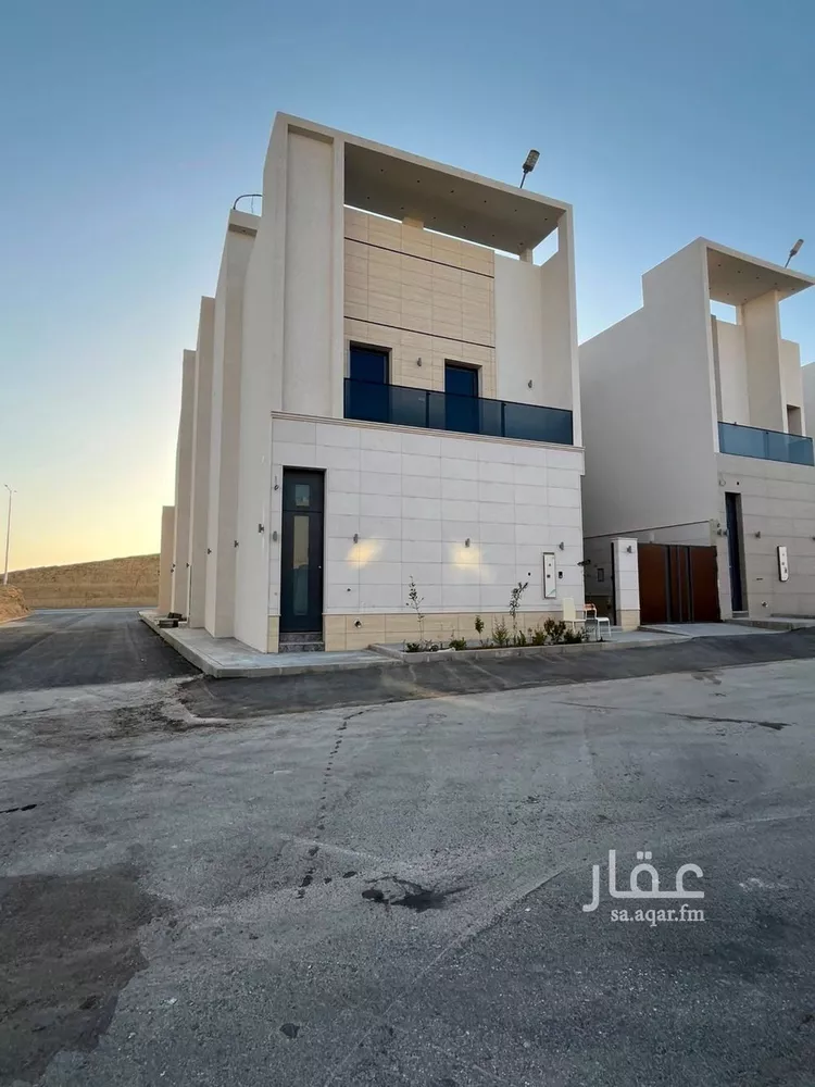 فيلا للبيع في شارع ابي الشيخ الاصبهاني, حي المهدية, مدينة الرياض, منطقة الرياض صورة 4