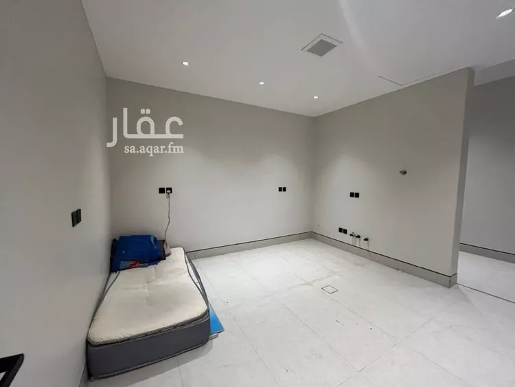 Villa for Sale in Riyadh Al Mahdiyah 21