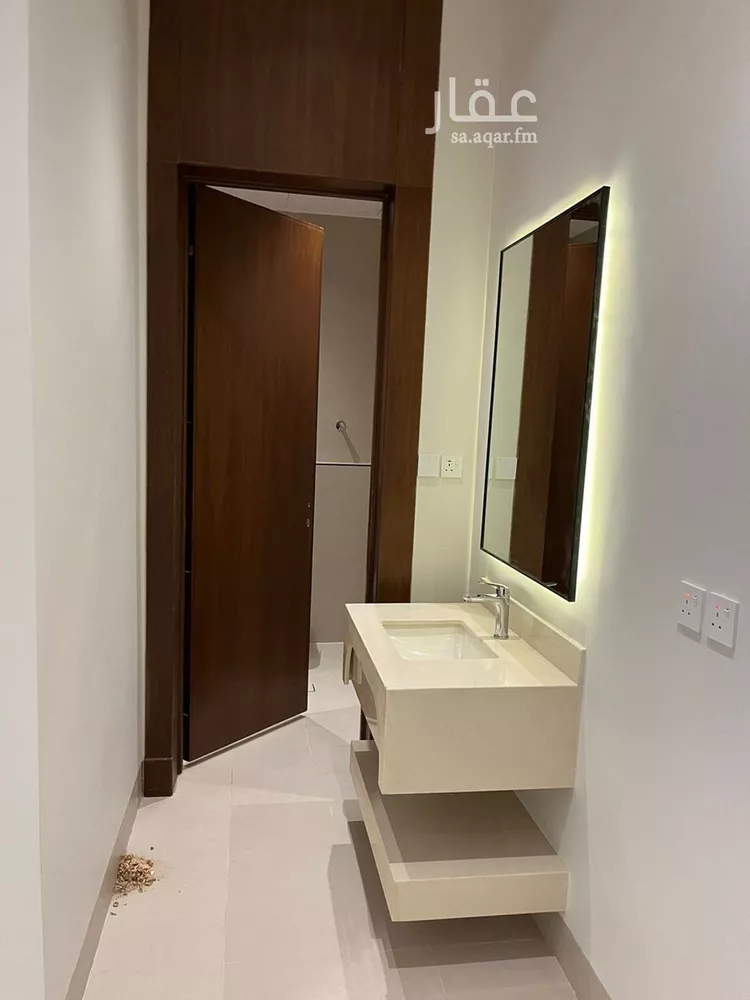 شقة للبيع في شارع عمير بن سنان بن عرفطة, حي المهدية, مدينة الرياض, منطقة الرياض 8