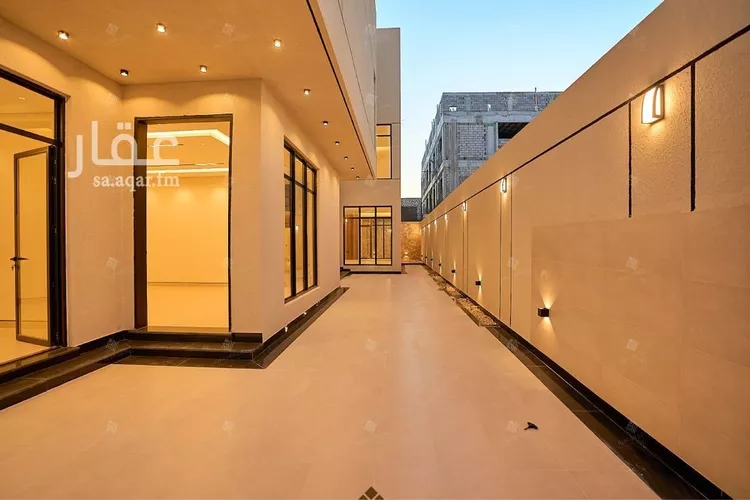 فيلا للبيع في شارع عبدالله النحوي, حي المهدية, مدينة الرياض, منطقة الرياض صورة 3