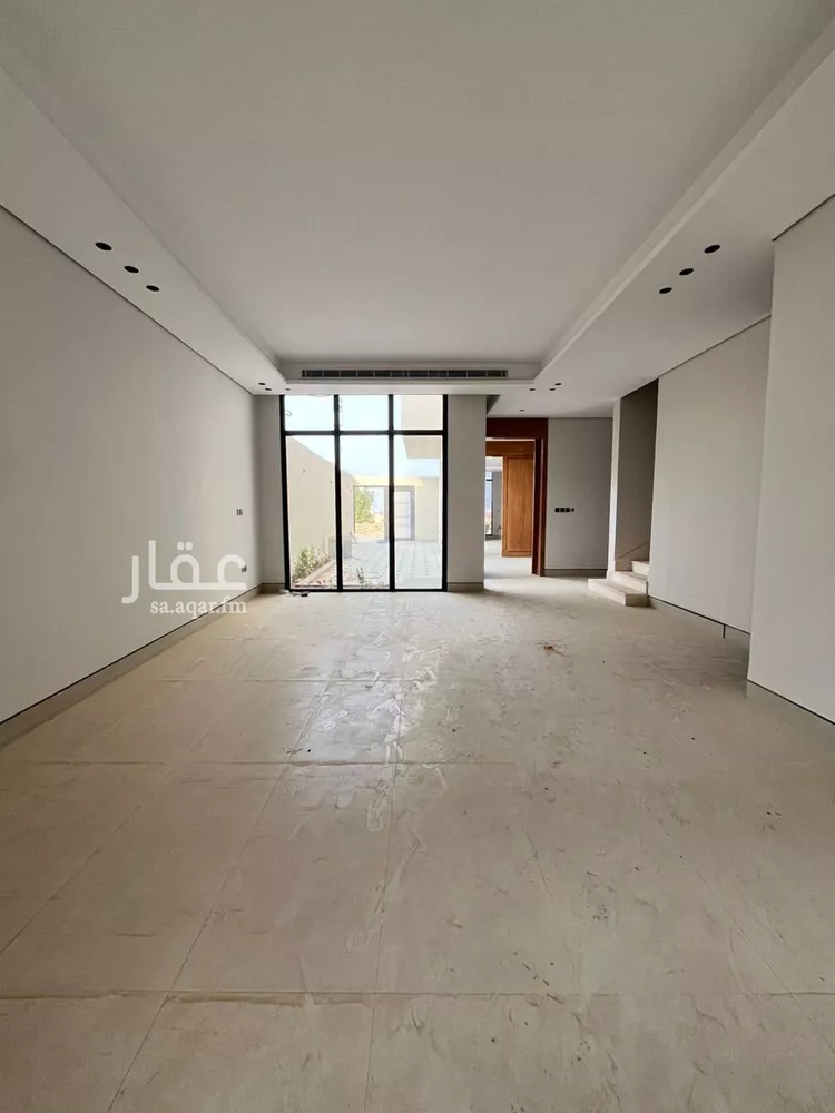 فيلا للبيع في شارع أبي الحسن الأسفرائيني, حي المهدية, مدينة الرياض, منطقة الرياض صورة 5